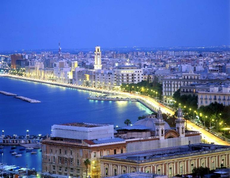 Residenza Trevisani Daire Bari Dış mekan fotoğraf